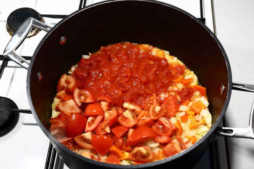 Torskefilet i tomatflødesovs med rejer, fetaost og hvidløg ... klik for at komme tilbage