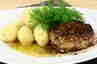 Hakket svinebøf med nye kartofler og brunet smør ... klik på billedet for at komme tilbage