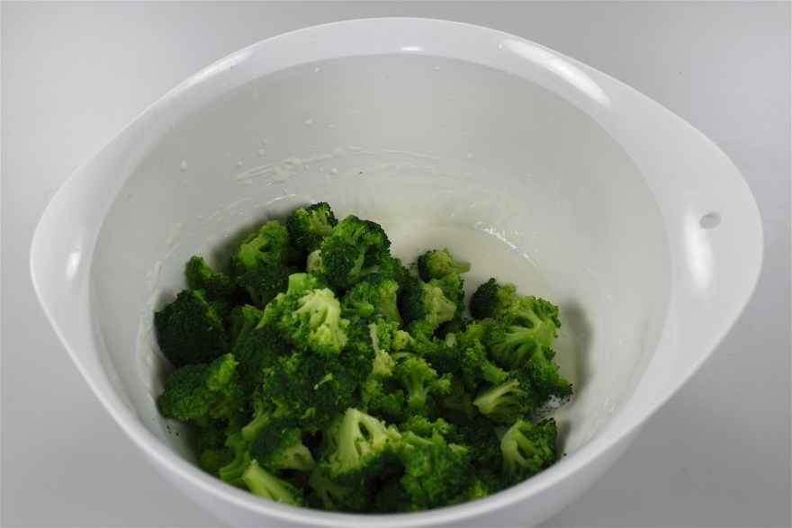 Broccolisalat med creme fraiche ... klik for at komme tilbage