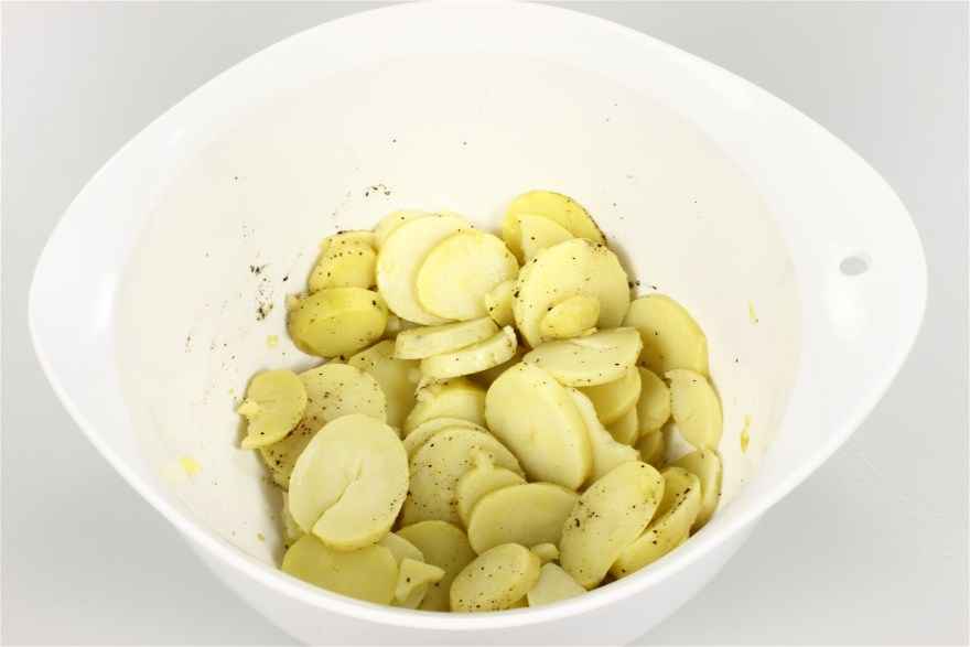 Butterdejs indbagte kogte kartoffelskiver  ... klik for at komme tilbage