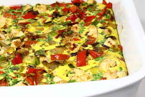Sund æggekage med kylling, grønt og tomatsauce, billede 4