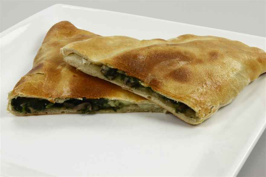 Calzoncini con spinaci (portions calzone med spinatfyld) ... klik for at komme tilbage