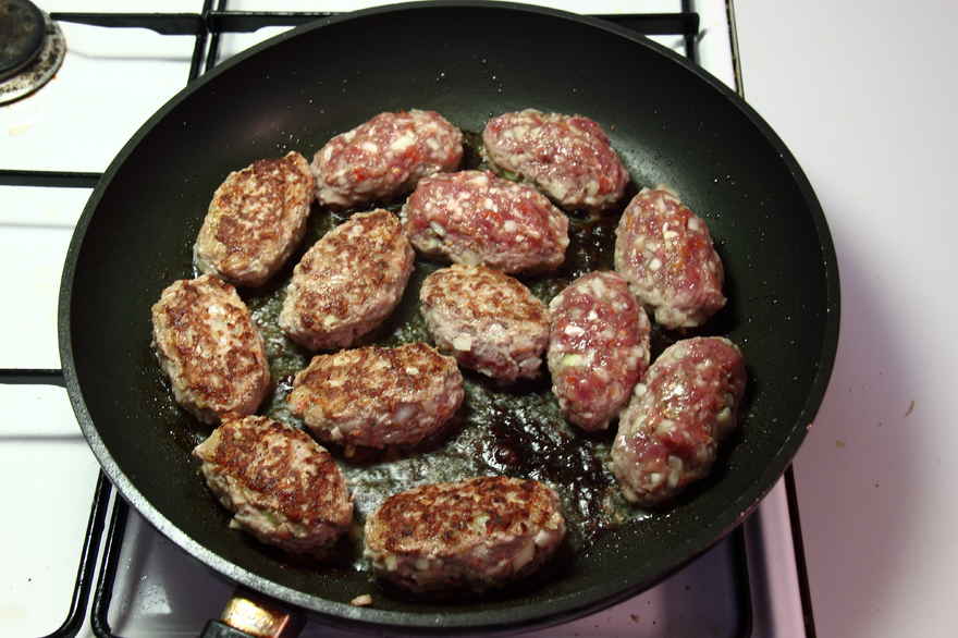 Keftedes (tyrkiske frikadeller) ... klik for at komme tilbage