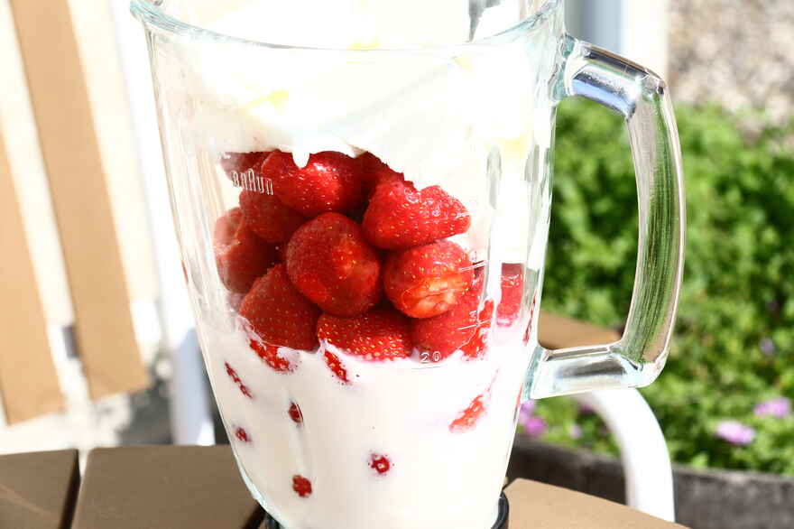 Strawberry milkshake ... klik for at komme tilbage