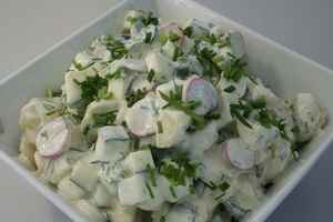 Kartoffelsalat med forårsløg og radiser, billede 4