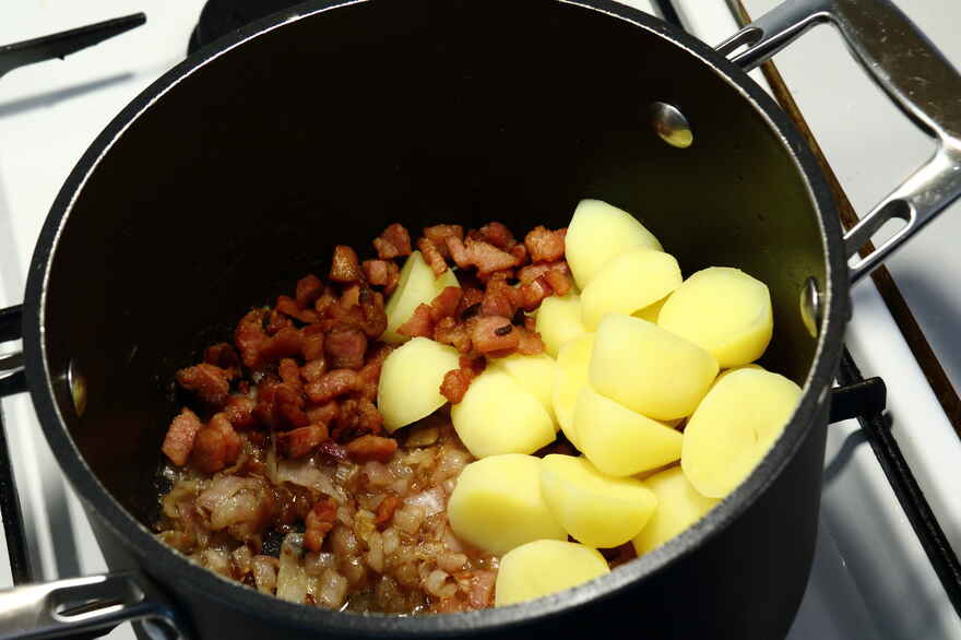 Tysk Kartoffelsalat med bacon ... klik for at komme tilbage