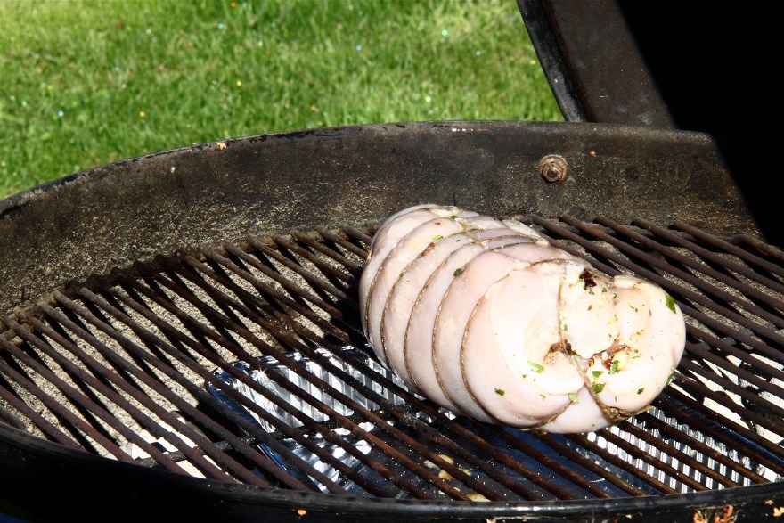 Grillet kalkunbryst med feta og soltørrede tomater ... klik for at komme tilbage