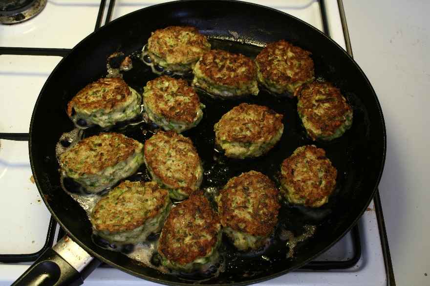 Grønne urtefrikadeller ... klik for at komme tilbage