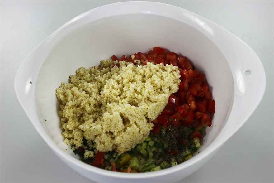 Blandet bulgur-salat (tabuleh) ... klik for at komme tilbage