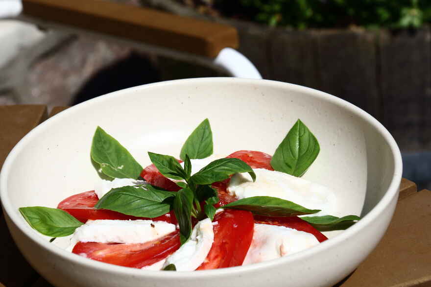 Tomatsalat med mozzarella - Caprese ... klik for at komme tilbage