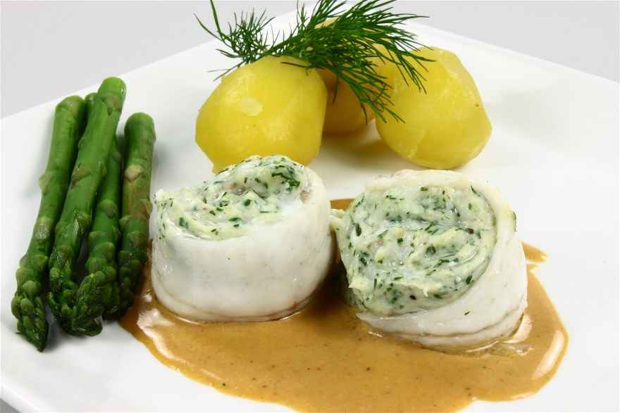 Jomfruhummerfyldt pighvarfilet med hummersauce ... klik for at komme tilbage