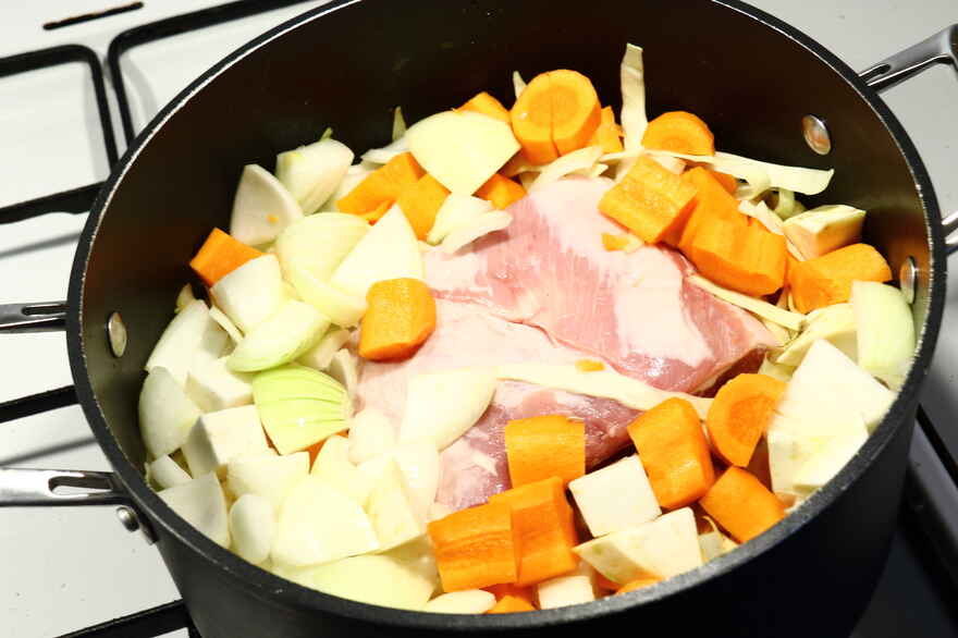 Brunkål med nakkekam ... klik for at komme tilbage