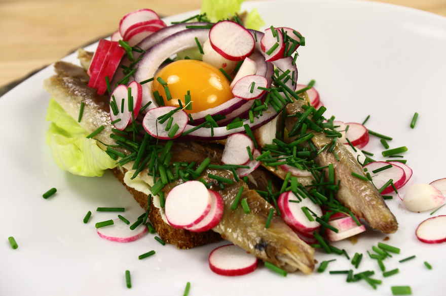 Sol over gudhjem, smørrebrød ... klik for at komme tilbage