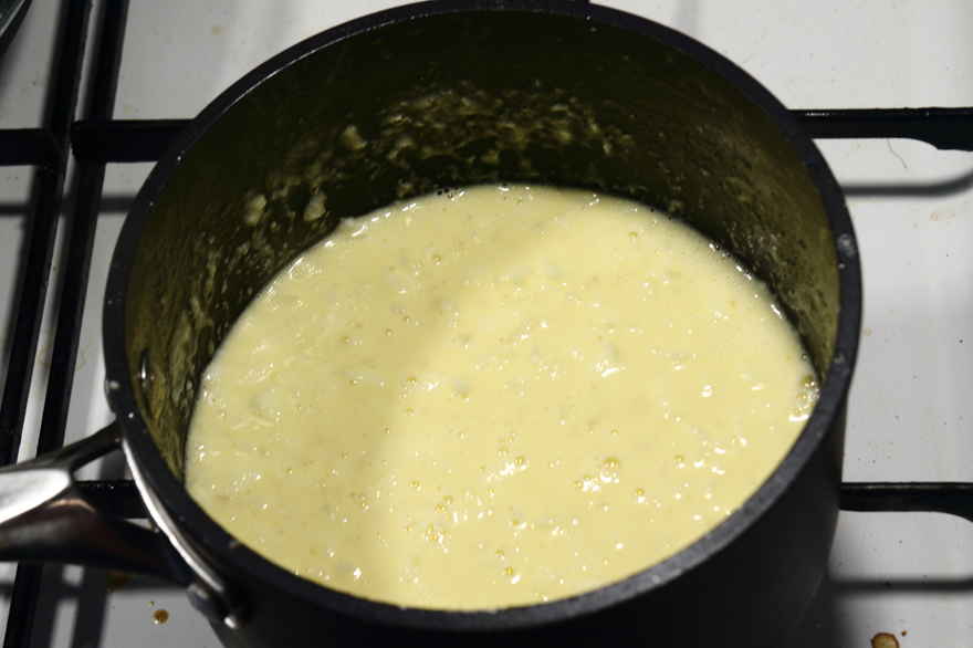 Dampet pighvar med æble/peberrods beurre blanc ... klik for at komme tilbage