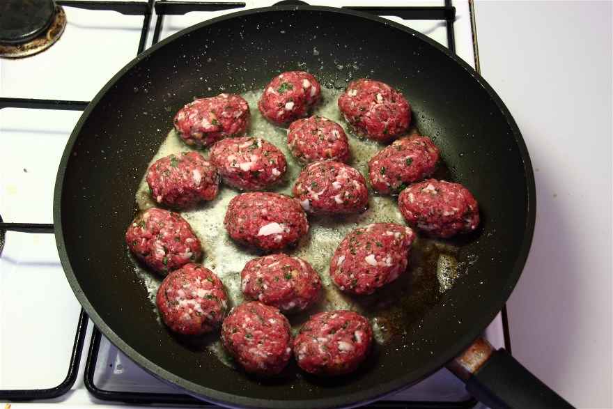 Frikadeller á la Bourgogne ... klik for at komme tilbage