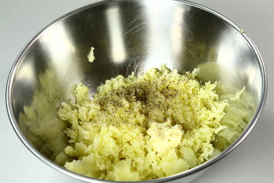 Kartoffel - Hvidløgspure (SKORDALIA) ... klik for at komme tilbage