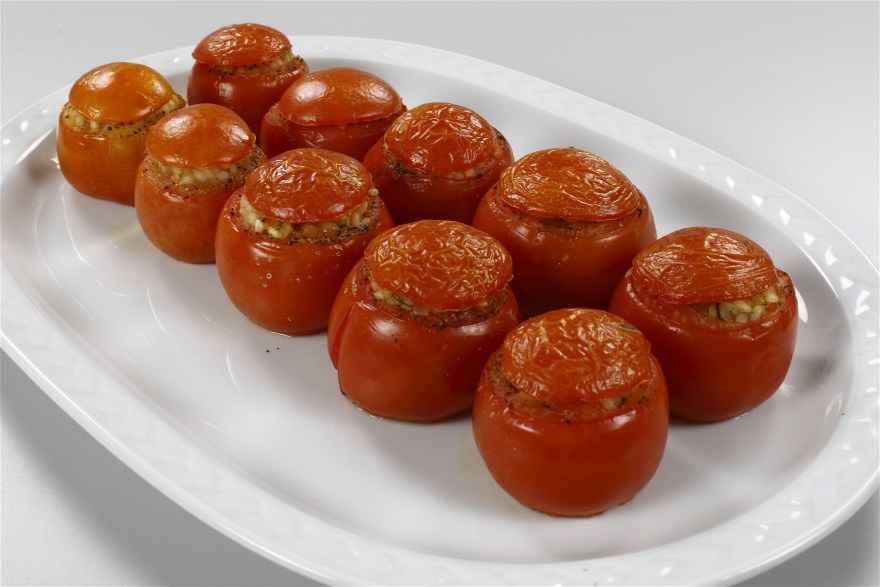 Fyldte tomater med ris på græsk ... klik for at komme tilbage