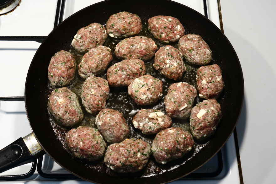 Græske frikadeller med feta ... klik for at komme tilbage