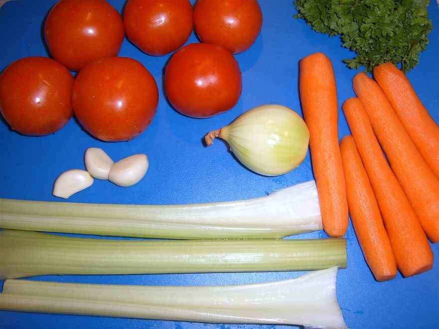 Tomatsuppe med grøntsager ... klik for at komme tilbage