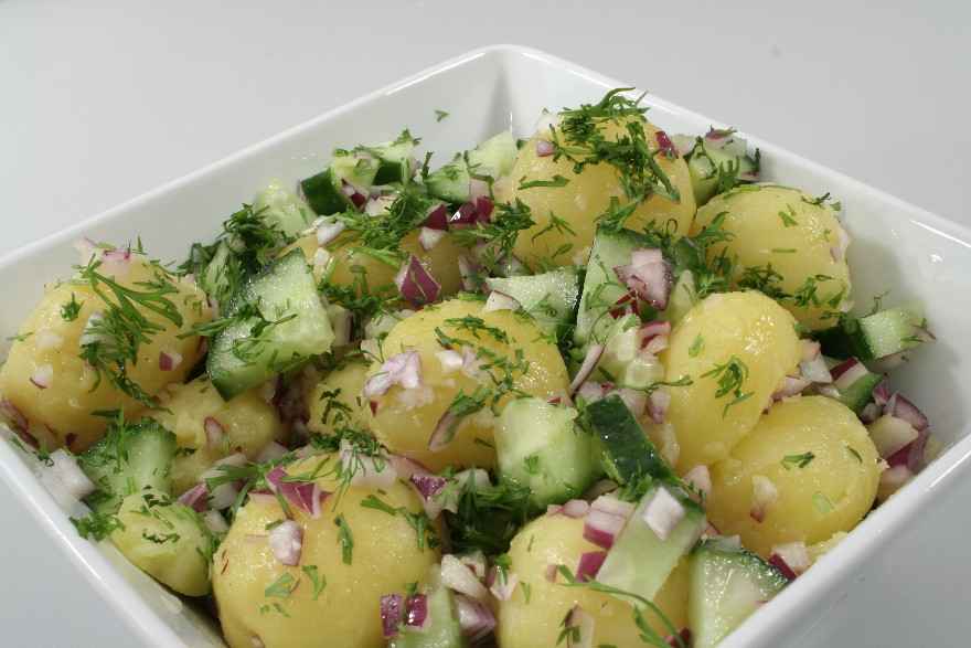Barbecue laks med lun kartoffelsalat ... klik for at komme tilbage