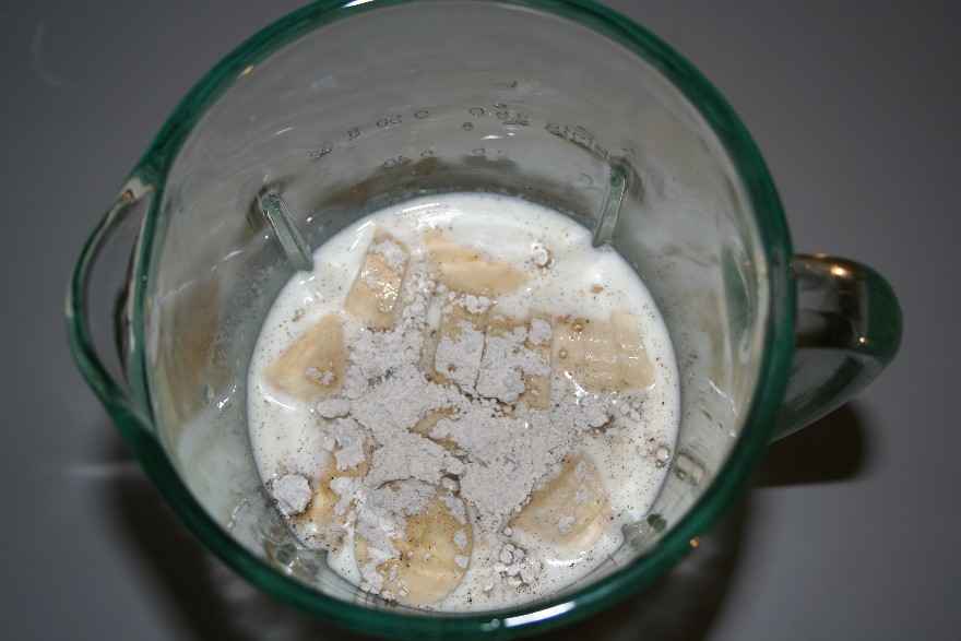 Bananmilkshake 02 ... klik for at komme tilbage