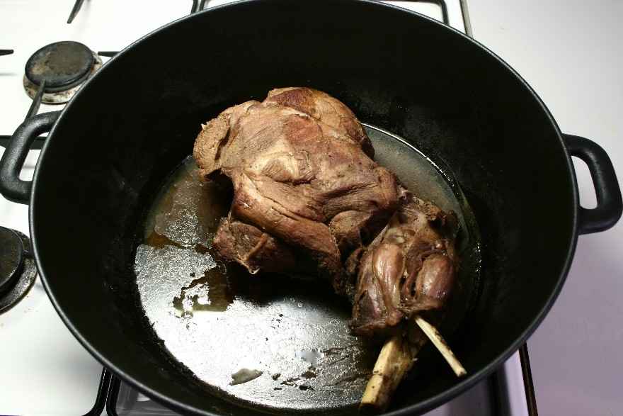 Vildsvinesteg med hybensauce ... klik for at komme tilbage