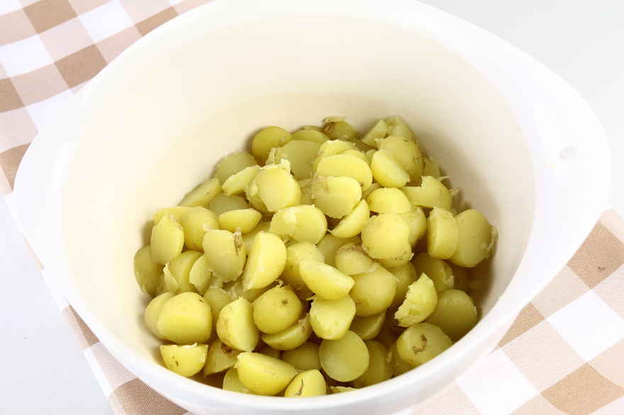 Varm kartoffelsalat med bacon ... klik for at komme tilbage