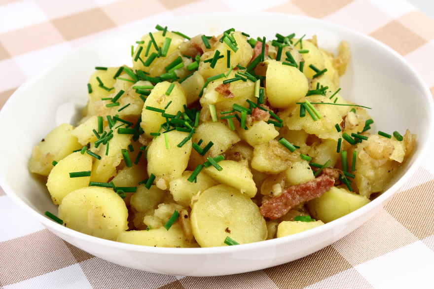 Varm kartoffelsalat med bacon ... klik for at komme tilbage