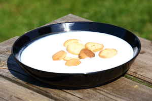 Koldskål med tykmælk og æg, billede 4