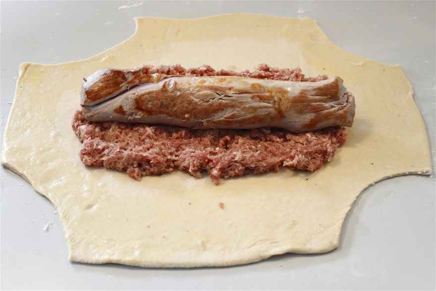 Indbagt mørbrad med champignonflødesauce ... klik for at komme tilbage