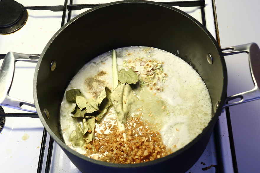 Tom kha gai - Kylling i galanga-kokosmælk ... klik for at komme tilbage