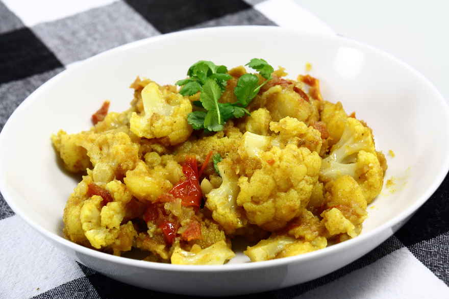 Aloo gobi (Indisk Kartofler og blomkål i karry) ... klik for at komme tilbage