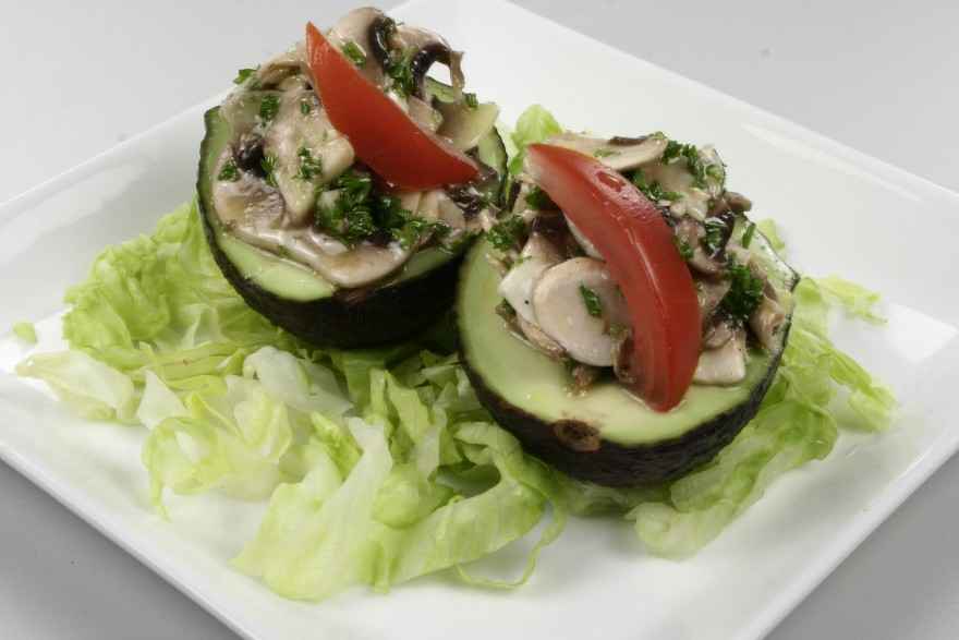 Avocado med champignonfyld ... klik for at komme tilbage