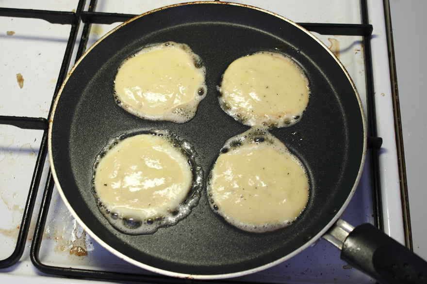 Varmrøget stenbider med kartoffelblinis og fennikelsalat ... klik for at komme tilbage