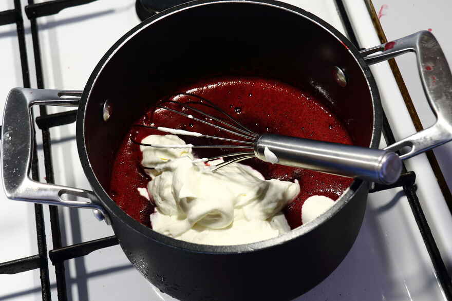 Brombærfromage ... klik for at komme tilbage