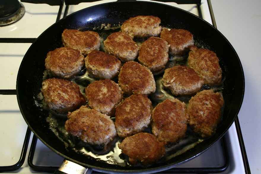 Frikadeller 02 ... klik for at komme tilbage