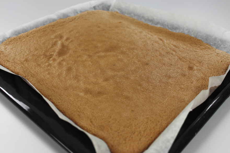 Chokoladeroulade med flødeskum ... klik for at komme tilbage