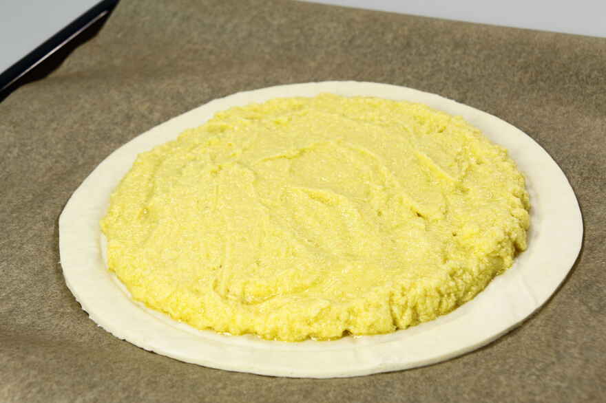 Galette des rois - Helligtrekongerstærte med mandelfyld ... klik for at komme tilbage