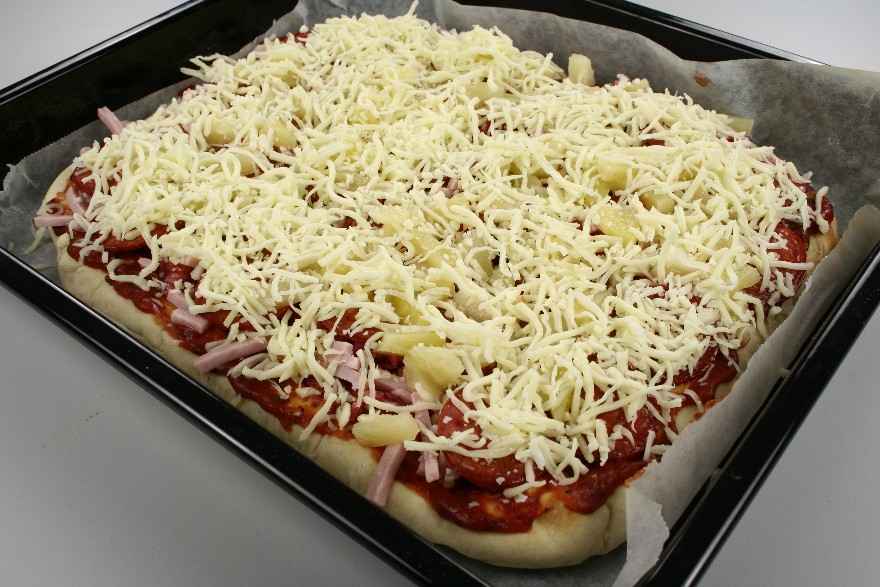 Deep pan pizza 02 ... klik for at komme tilbage