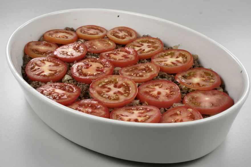 Ovnret med hakket oksekød, tomat og champignon ... klik for at komme tilbage