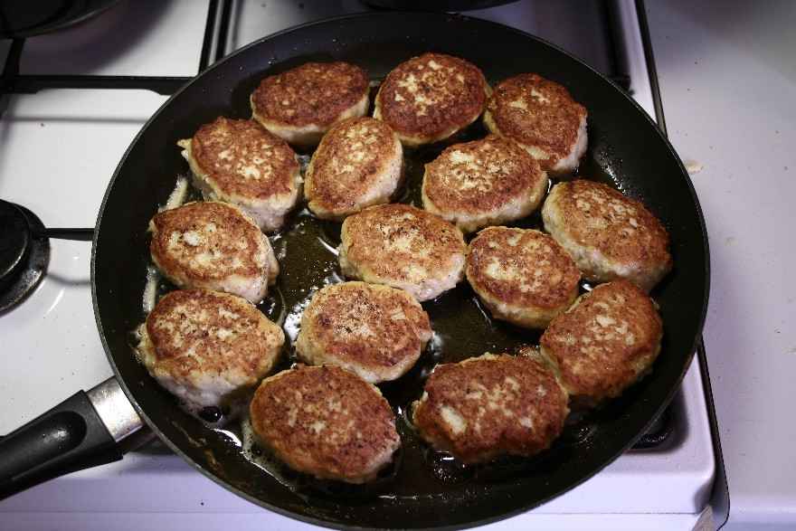 Bjørns Geddefrikadeller ... klik for at komme tilbage