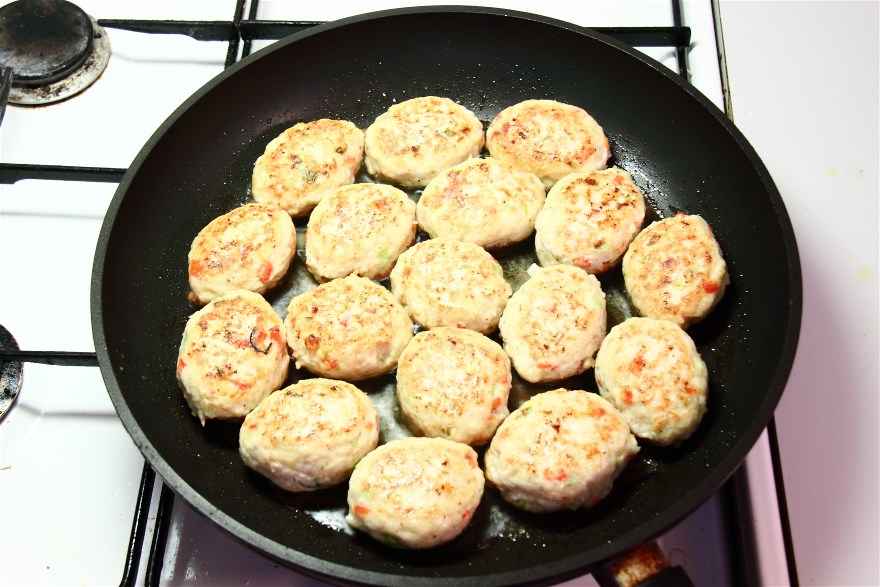 Kyllingefrikadeller ... klik for at komme tilbage