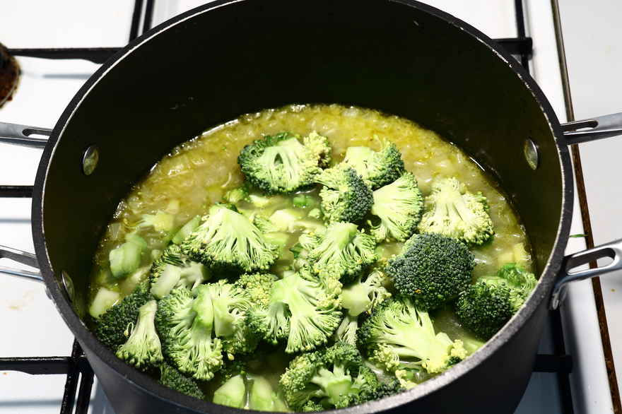 Broccolisuppe ... klik for at komme tilbage