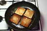 Kantarelstuvning på smørristet brød ... klik på billedet for at komme tilbage