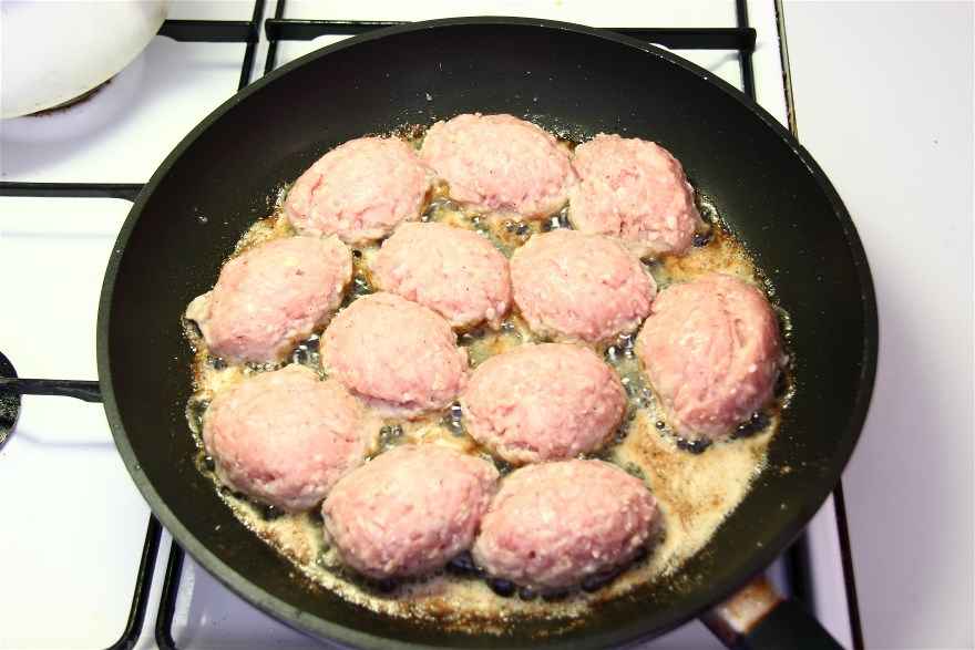 Mormors frikadeller ... klik for at komme tilbage