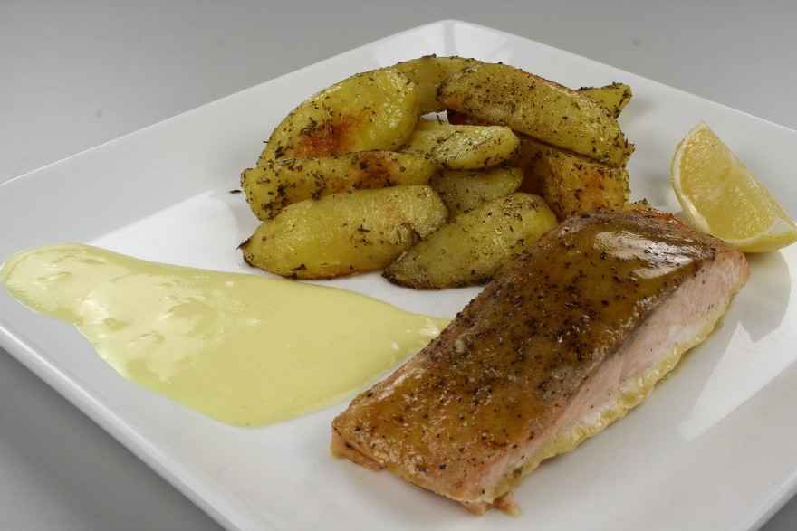 Dejlig laks med limesauce og ovnkartofler ... klik for at komme tilbage