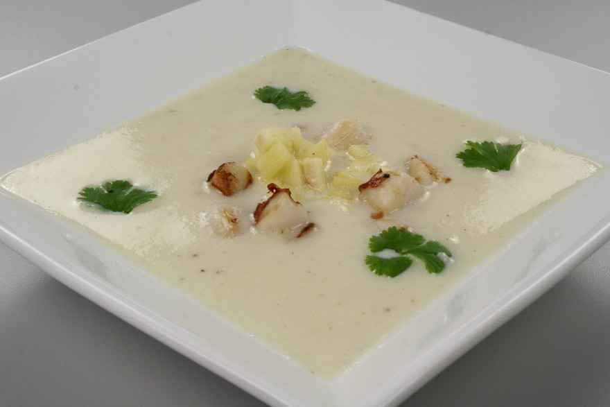 Jordskokkecremesuppe med kammuslinger og æbler ... klik for at komme tilbage