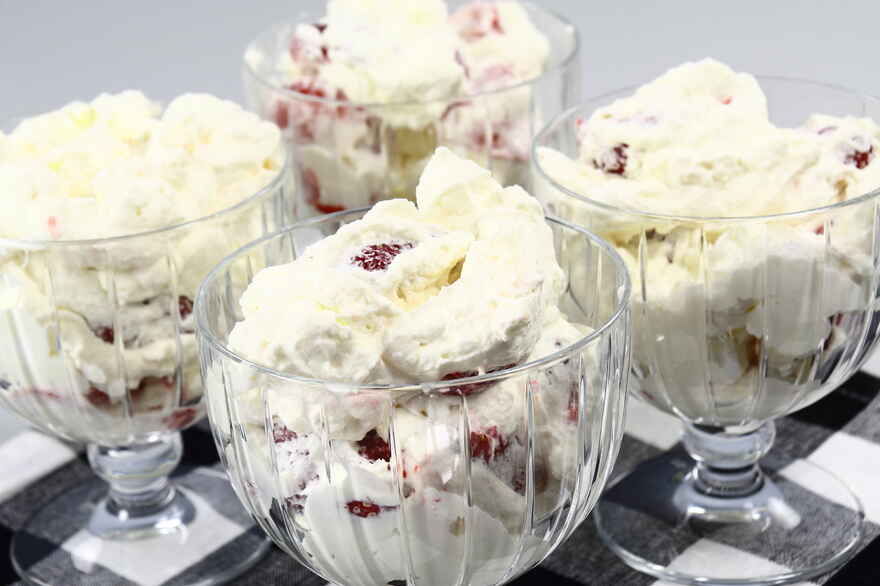 Eton Mess ... klik for at komme tilbage