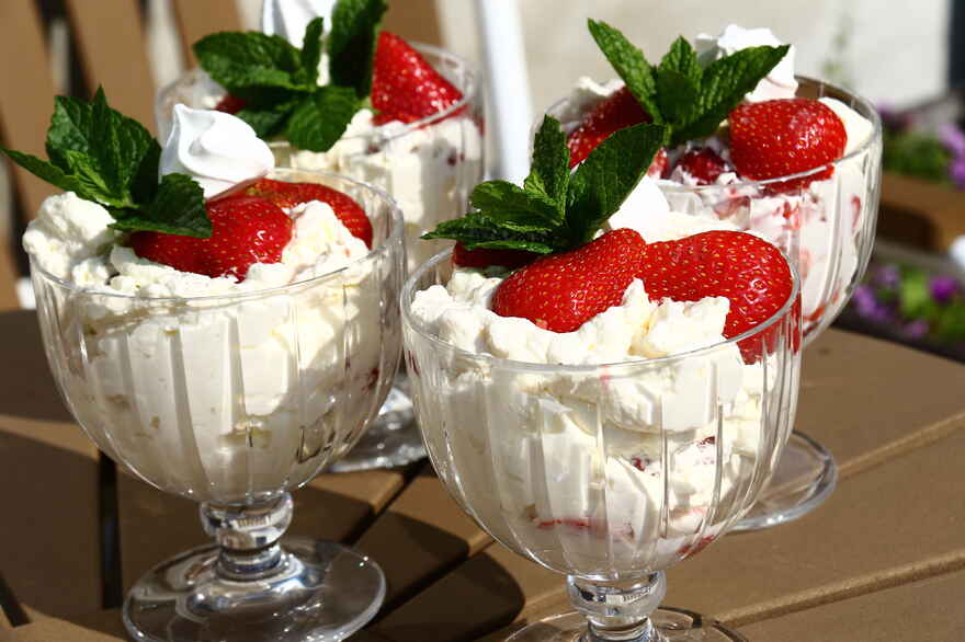 Eton Mess ... klik for at komme tilbage