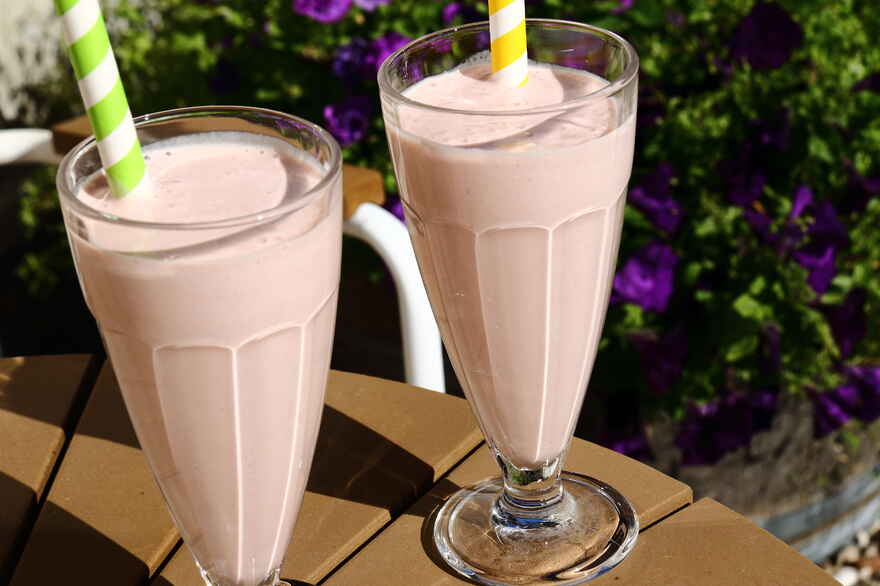 Rabarbermilkshake ... klik for at komme tilbage